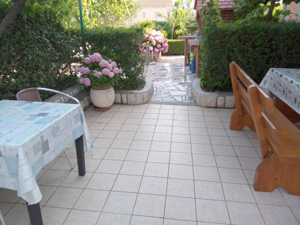 Apartmani Danijela Lopar Extérieur photo